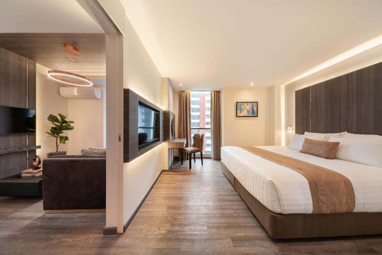 Aspira Parc Sukhumvit 22 Hotel Bangkok Bagian luar foto