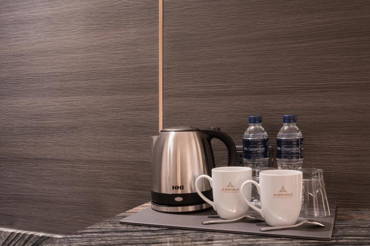 Aspira Parc Sukhumvit 22 Hotel Bangkok Bagian luar foto